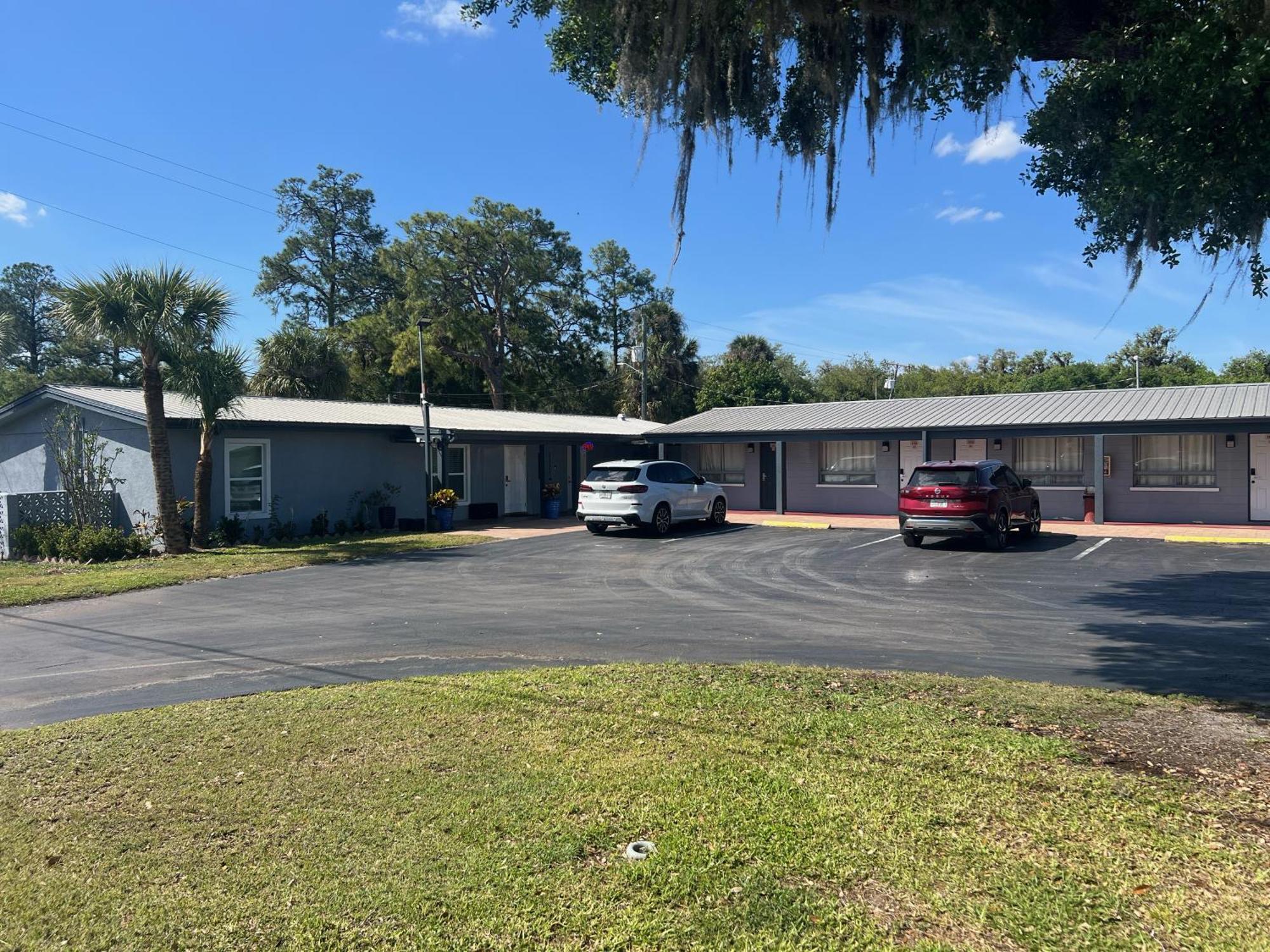 Labelle Motel Exterior photo